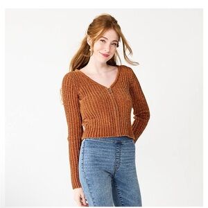 SO Women's V-Neck Olive Green Sweater